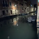 Ponte S Ana, Am Eingang Zur Biennale