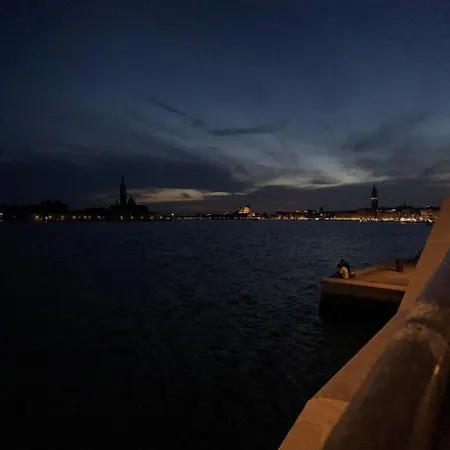 Ponte S Ana, Am Eingang Zur Biennale Apartament
